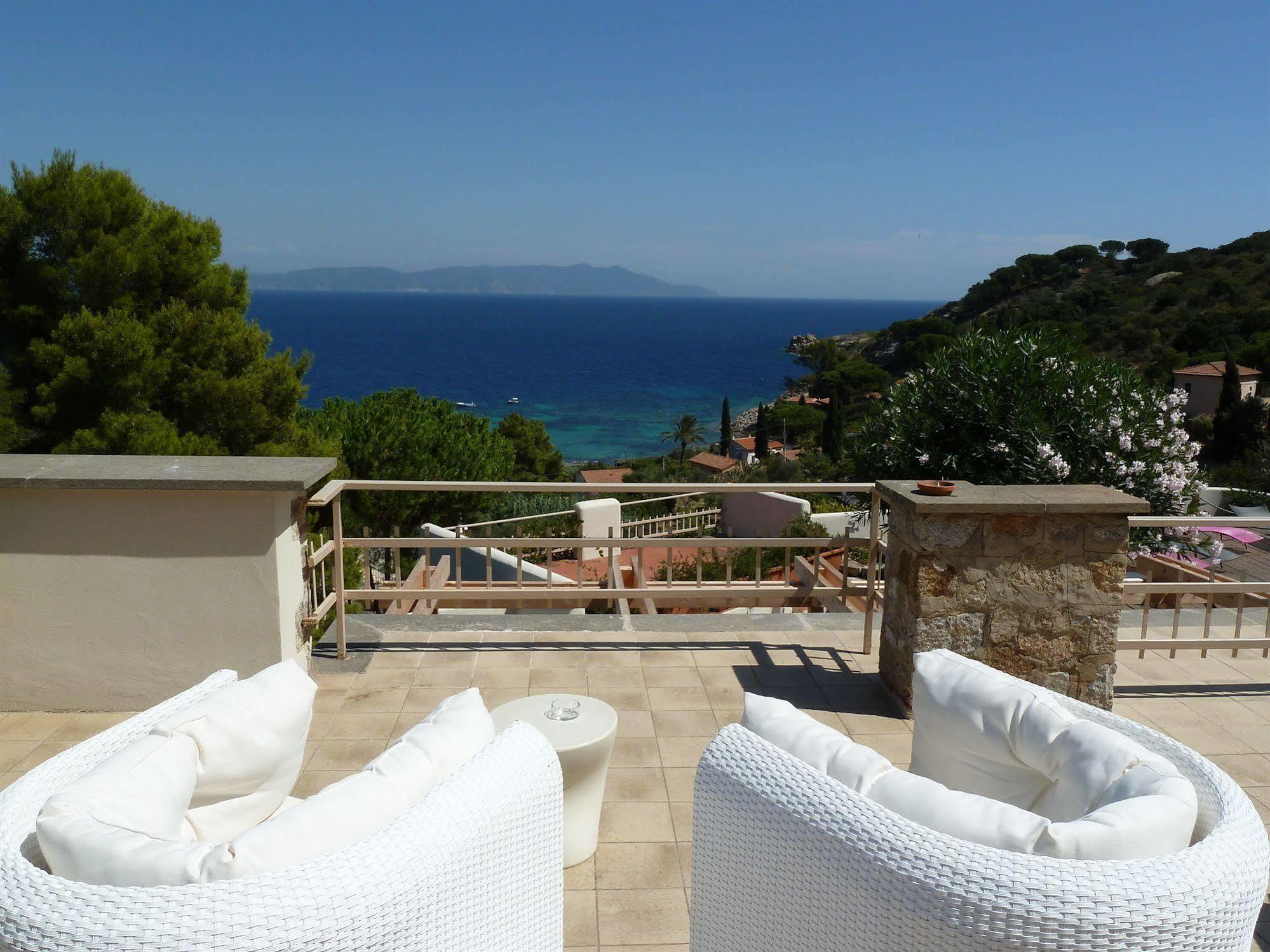 Hotel Arenella Giglio Porto Exterior photo